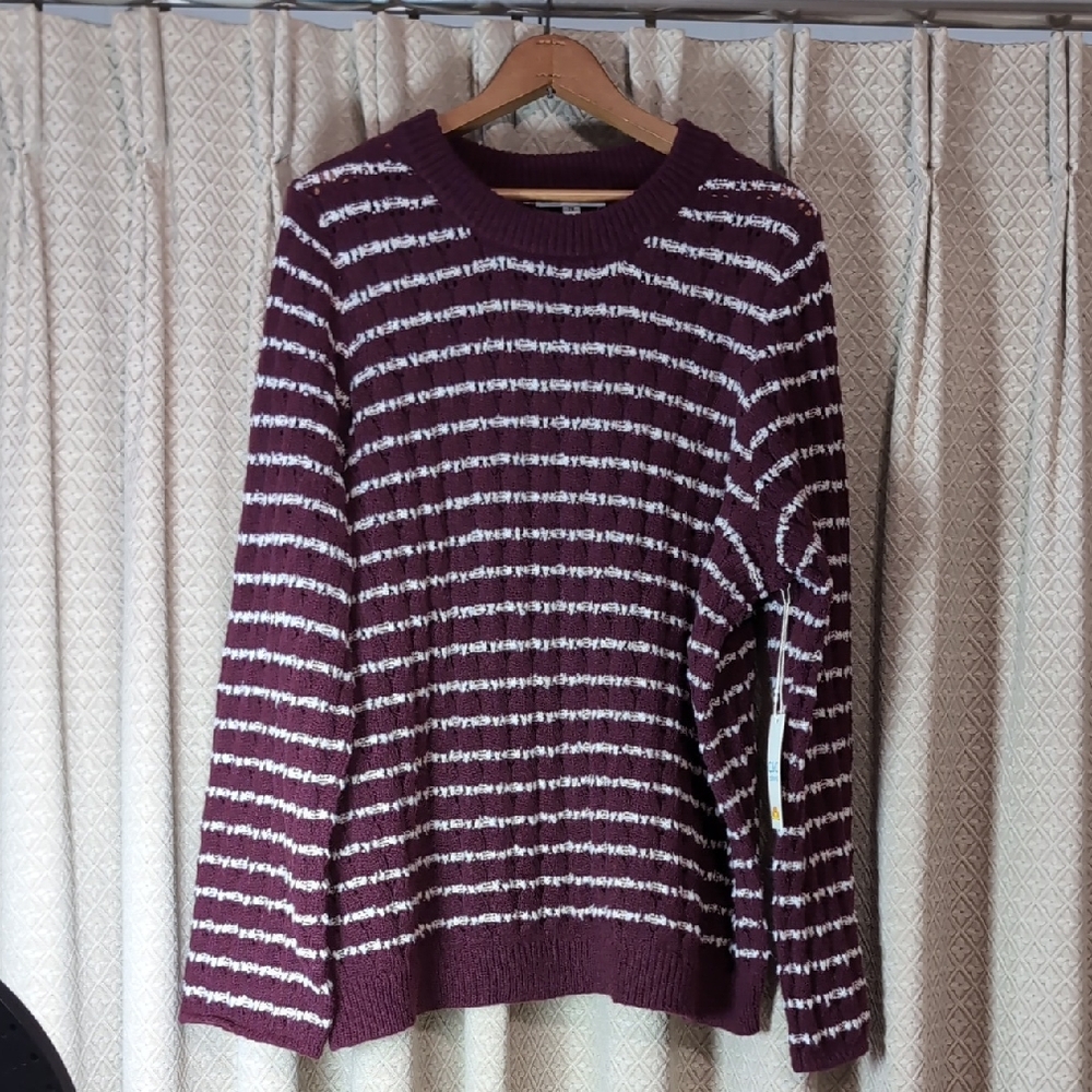 NWT Women's Size 2X C&C California Burgundy & White Stripped Textured Sweater